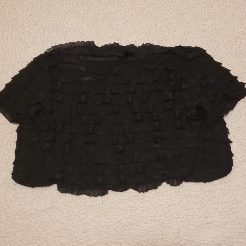 Cropped Ruffle Cardigan - Picture 2 of 6